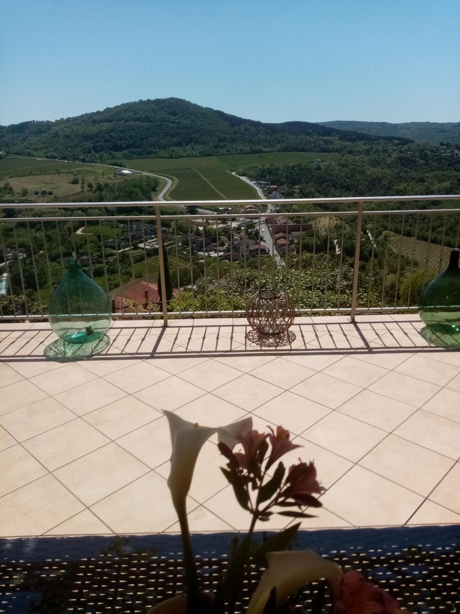 Studio Apartman Bel Vedere Motovun Exterior photo
