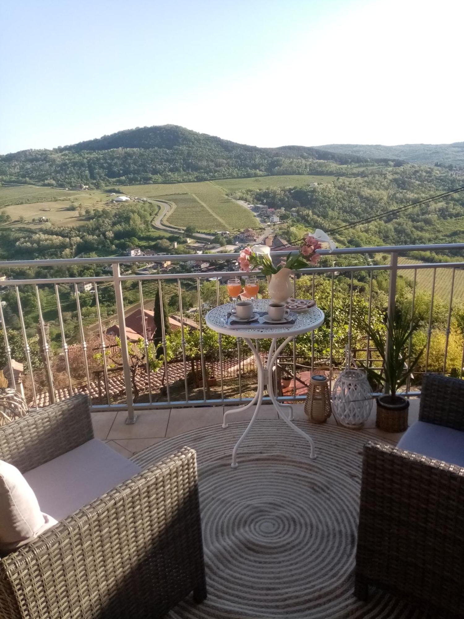 Studio Apartman Bel Vedere Motovun Exterior photo